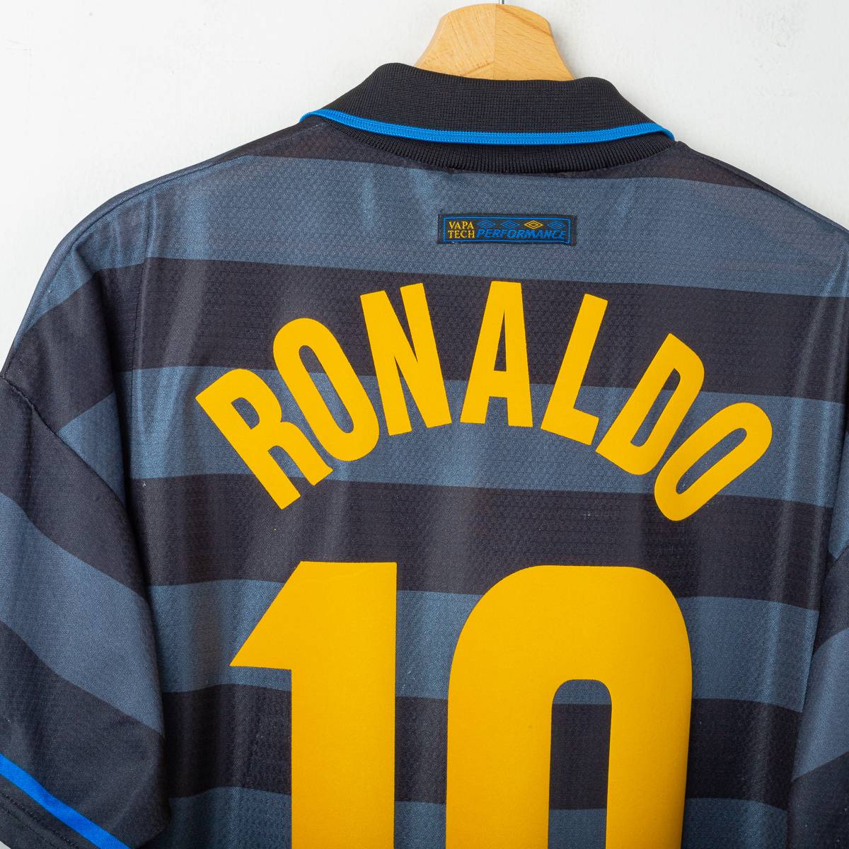 Maglia Third Inter Umbro Pirelli Ronaldo 10 1997/1998