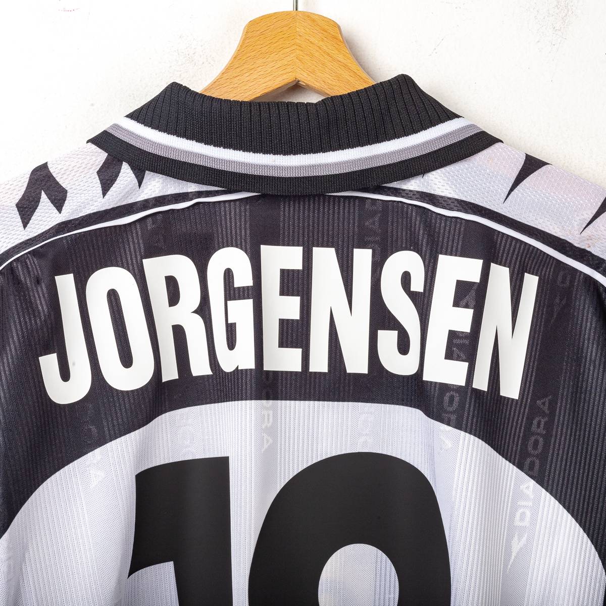 maglia Home udinese diadora Jorgensen n19 1999/2000