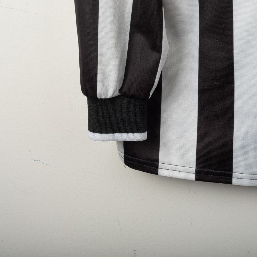 Maglia Home Juventus Kappa Henry n6 ML 1998/1999 by KAPPA - Home (7)