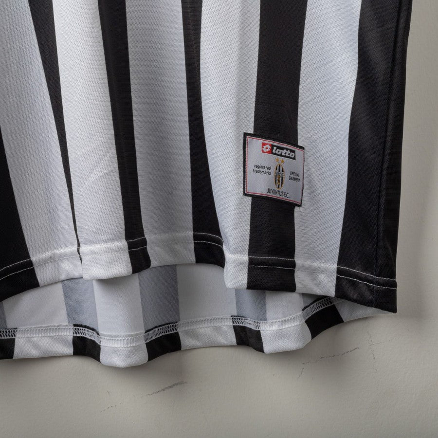 Maglia Home Juventus Salas 9 2001/2002 by LOTTO - Home (18)