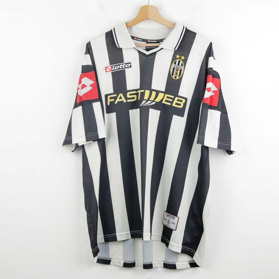 maglia home Juventus Thuram 21 2001/2002 by LOTTO - Home (2)