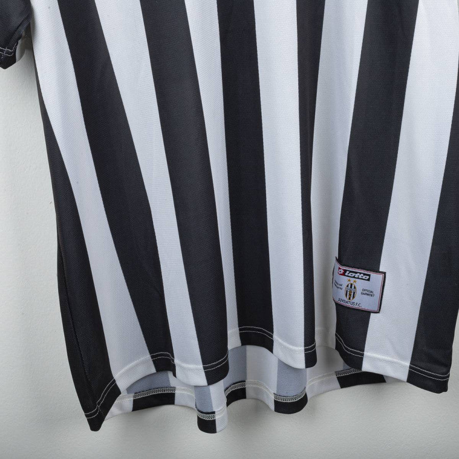 Maglia Home Juventus Trezeguet 17 2001/2002 by LOTTO - Home (17)