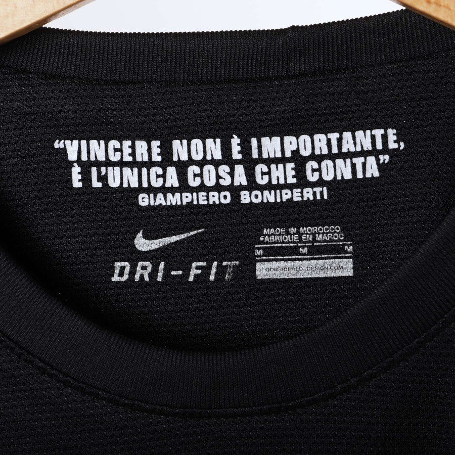 Maglia away Juventus Nike 2012/2013 Vidal 23 by NIKE - Home (4)