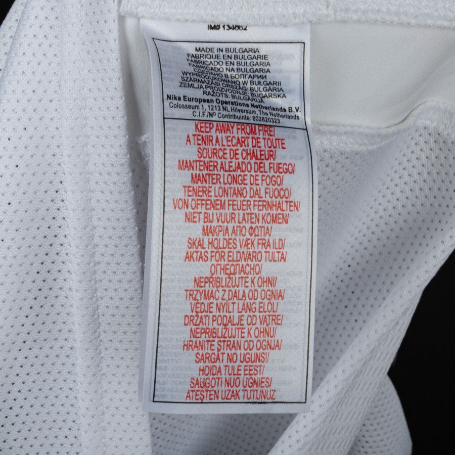 maglia home juventus nike thuram 21 2003/2004 by NIKE - Home (15)