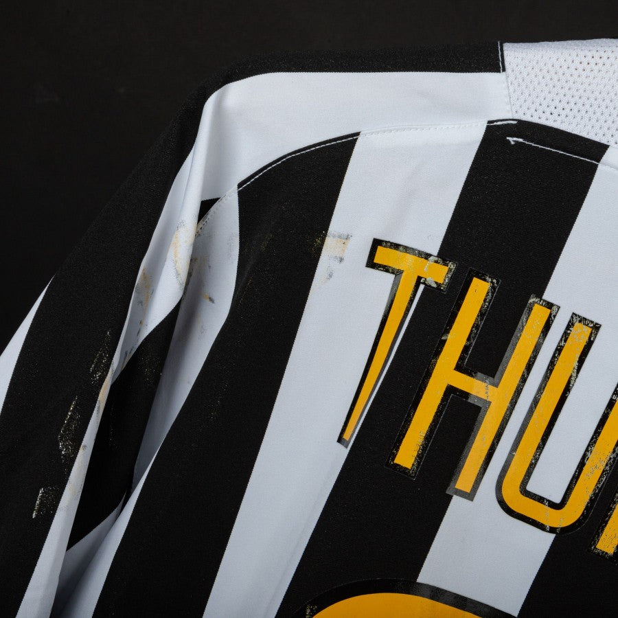 maglia home juventus nike thuram 21 2003/2004 by NIKE - Home (9)
