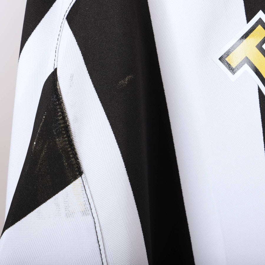 maglia home juventus thuram ml 21 2005/2006 by NIKE - Home (4)