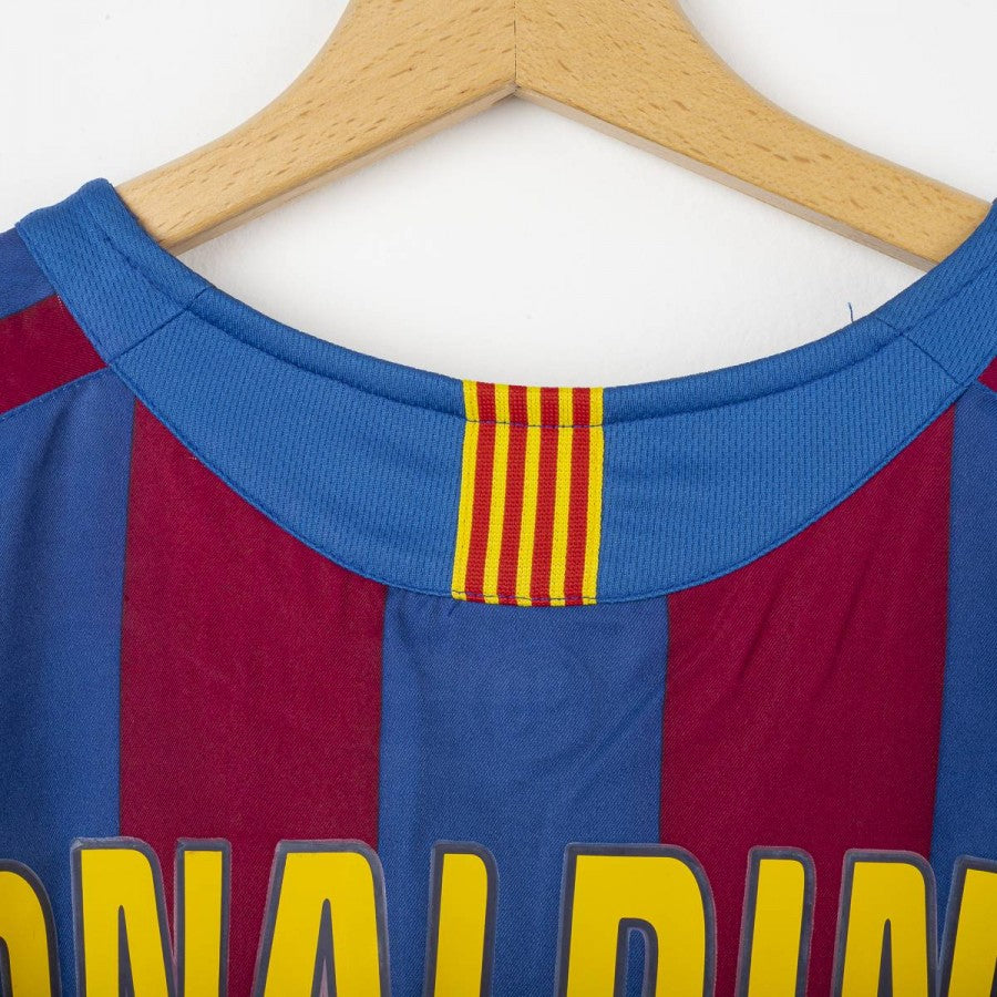 Maglia Home Nike Barcellona Ronaldinho 10 2005/2006 by NIKE - Home (3)