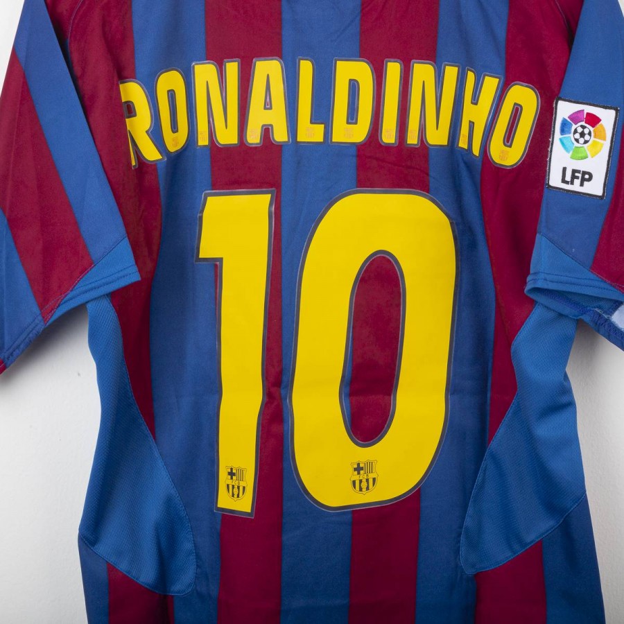 Maglia Home Nike Barcellona Ronaldinho 10 2005/2006 by NIKE - Home (5)