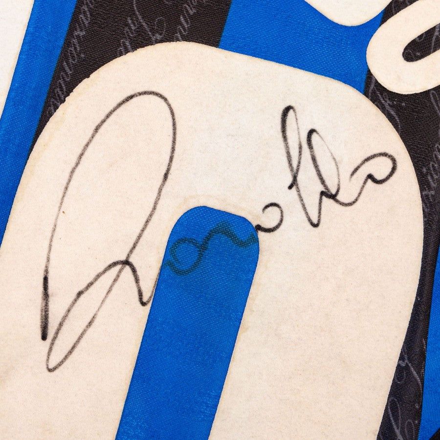 maglia home inter ronaldo 10 autografata 1997/1998 by UMBRO - Home (13)