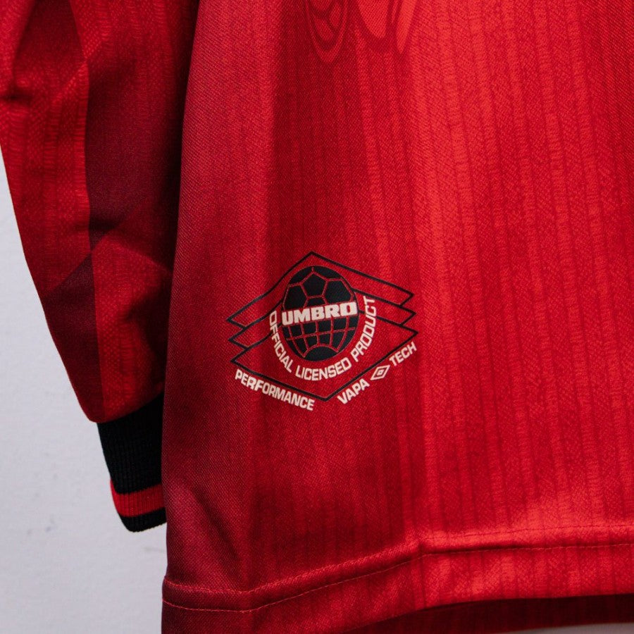 maglia home manchester united Cantona 7 1996/1997 by UMBRO - Home (10)