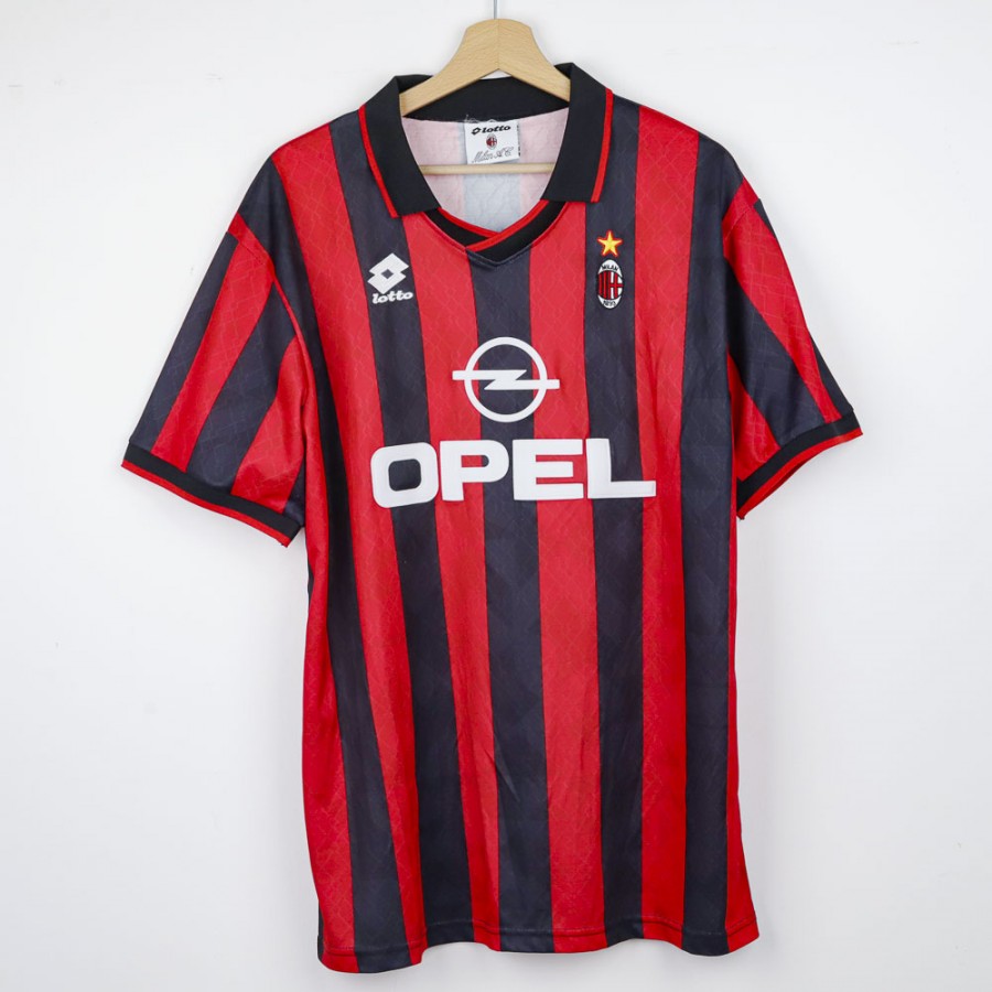 1995 1996 Home AC Milan Lotto Baggio 18 Jersey