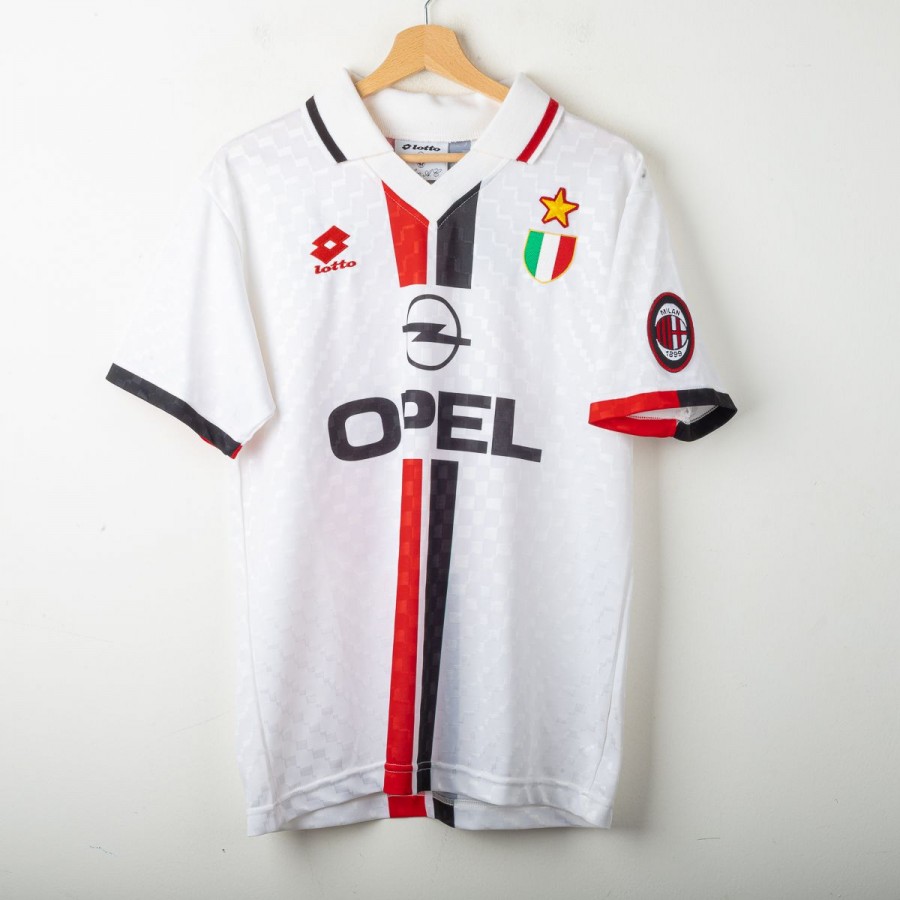 Milan A.C. Baggio ユニフォーム BAGGIO ROBERTO 1996-97 (Mil) – Urban Football Week