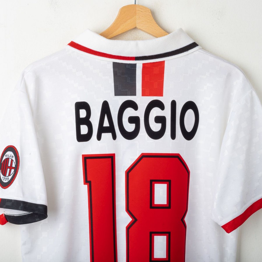 1996 1997 AC Milan Away Lotto Baggio 18 Shirt