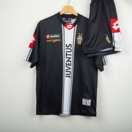 Kit allenamento Juventus...