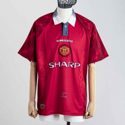 Retro Manchester United Shirt