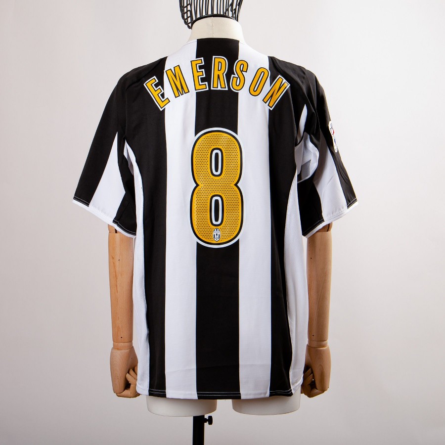 Juventus sales kit 2004