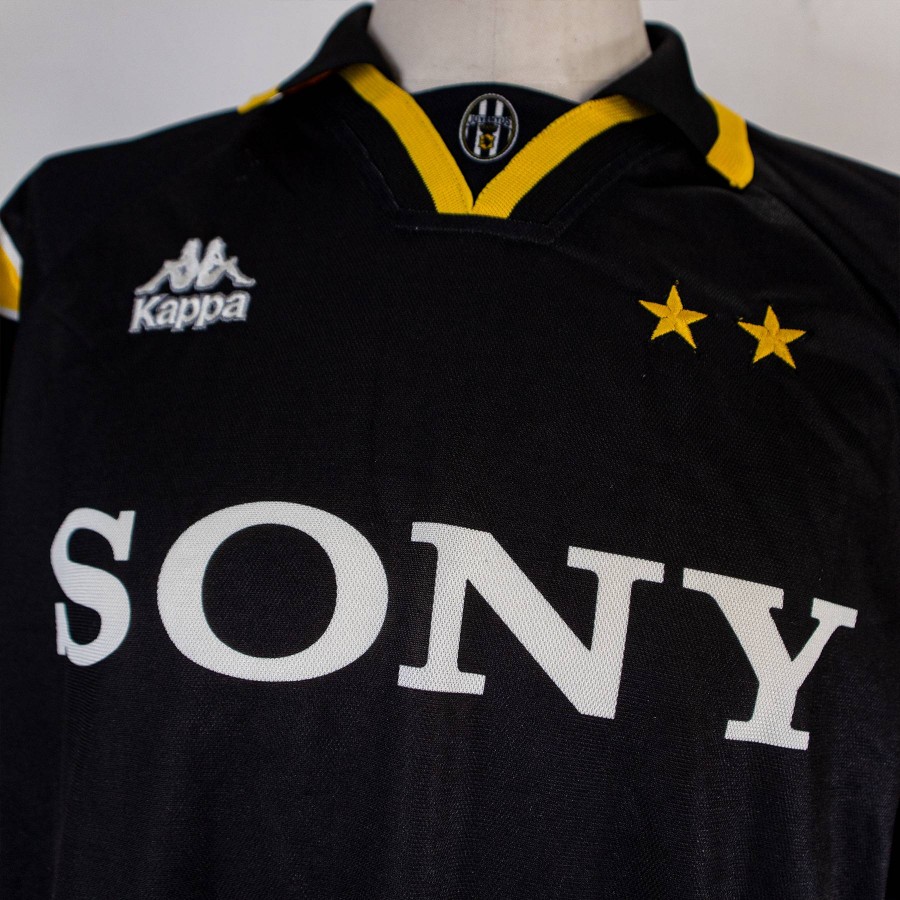JUVENTUS THIRD JERSEY KAPPA 1995 1996