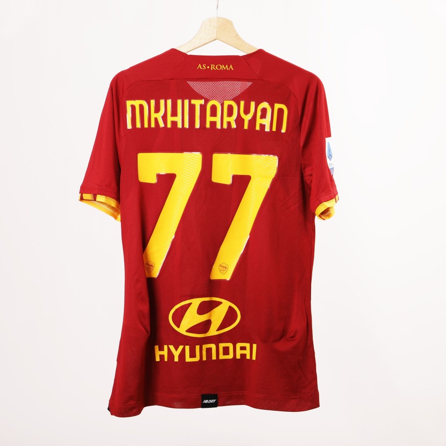 Mkhitaryan veste camisa 77 da Roma 