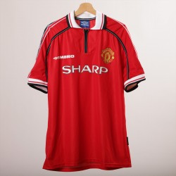 Retro Manchester United Shirt