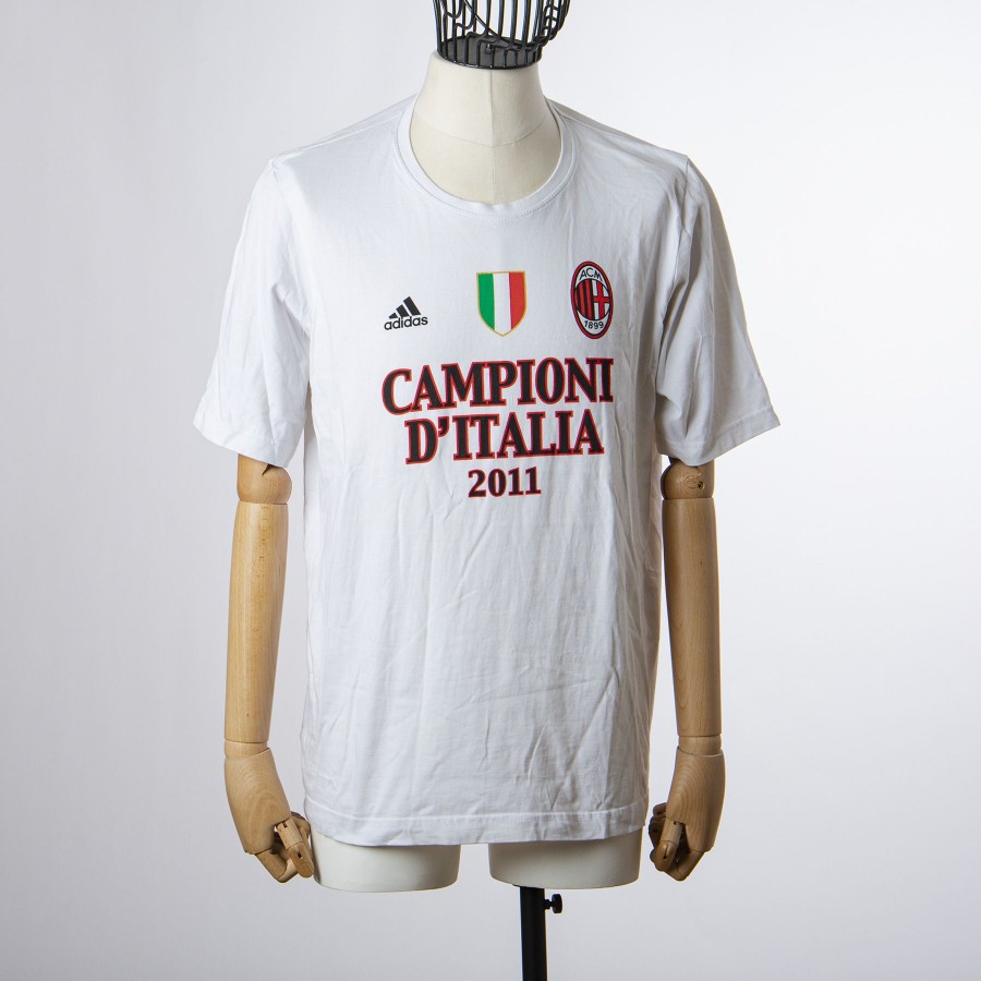 Maglia milan scudetto 2011 discount