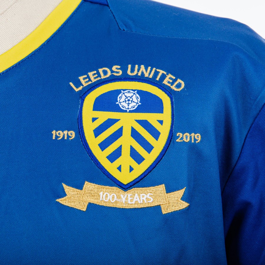 leeds united kappa kit