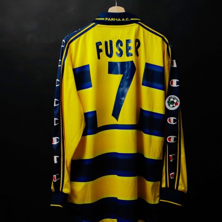 2000/2001 parma champion...