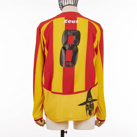 maglia home benevento zeus...