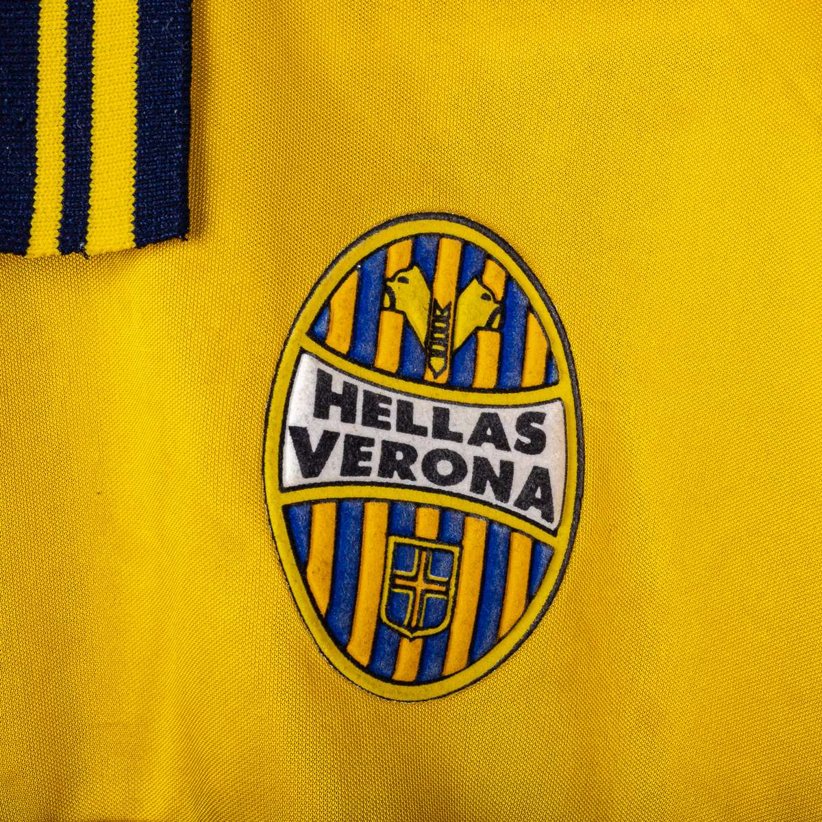 Hellas Verona Erreà Training Shirt 1998/1999