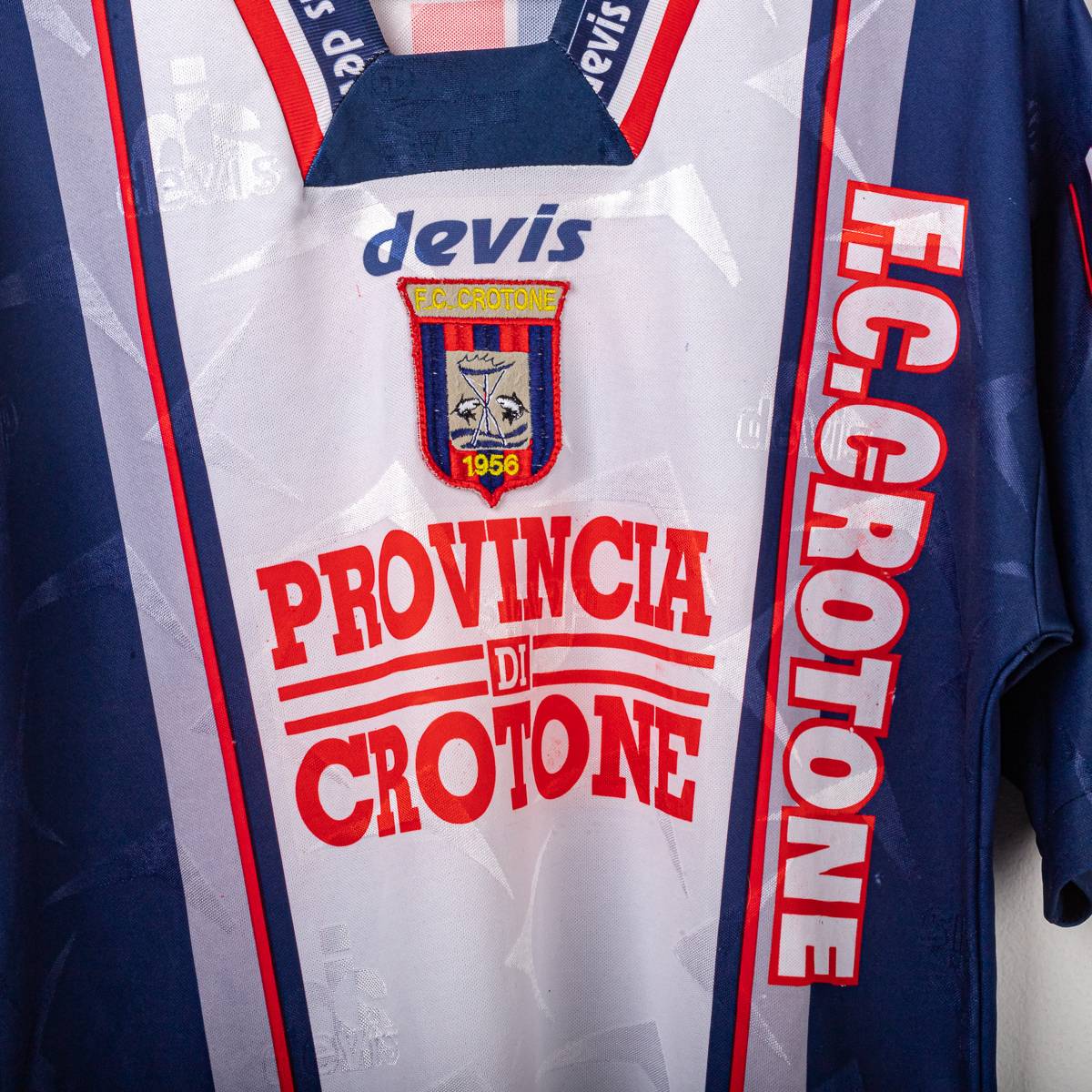T-shirt allenamento crotone devis 1998/1999