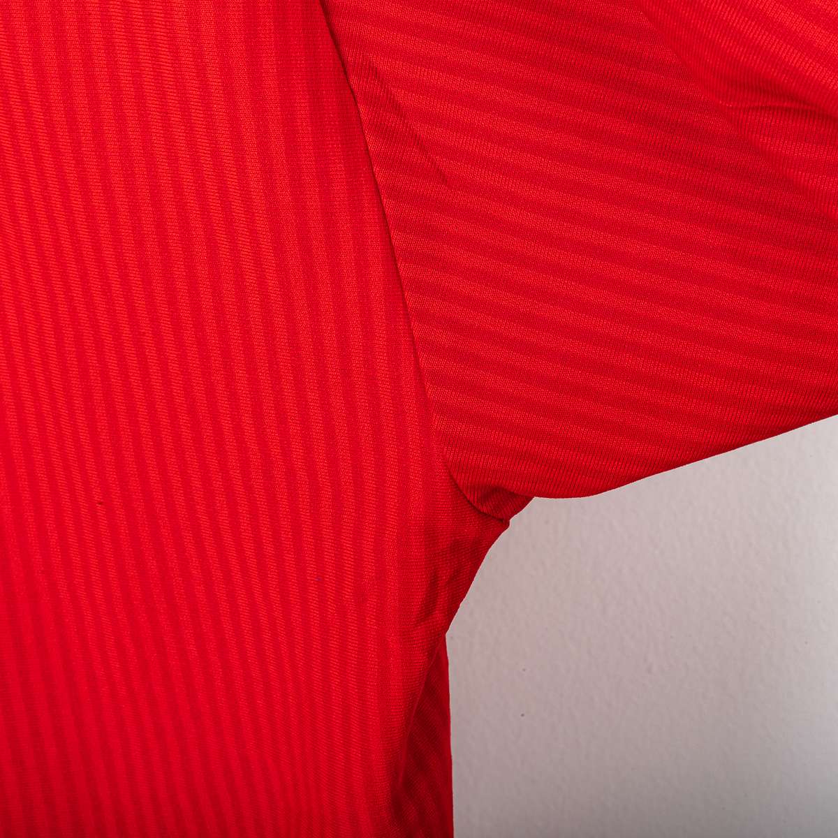 Liverpool Reebok Gerrard 8 Home Shirt 2002/2003