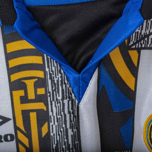 Inter Umbro Pirelli R. Carlos 6 Away Shirt 1995/1996
