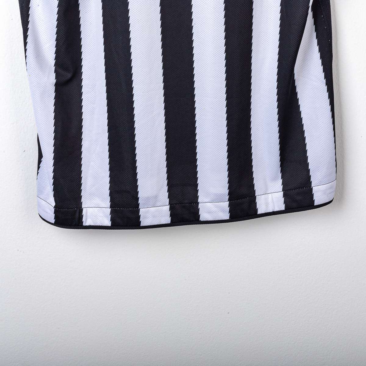 Juventus Nike BetClic 2010/2011 Home Shirt