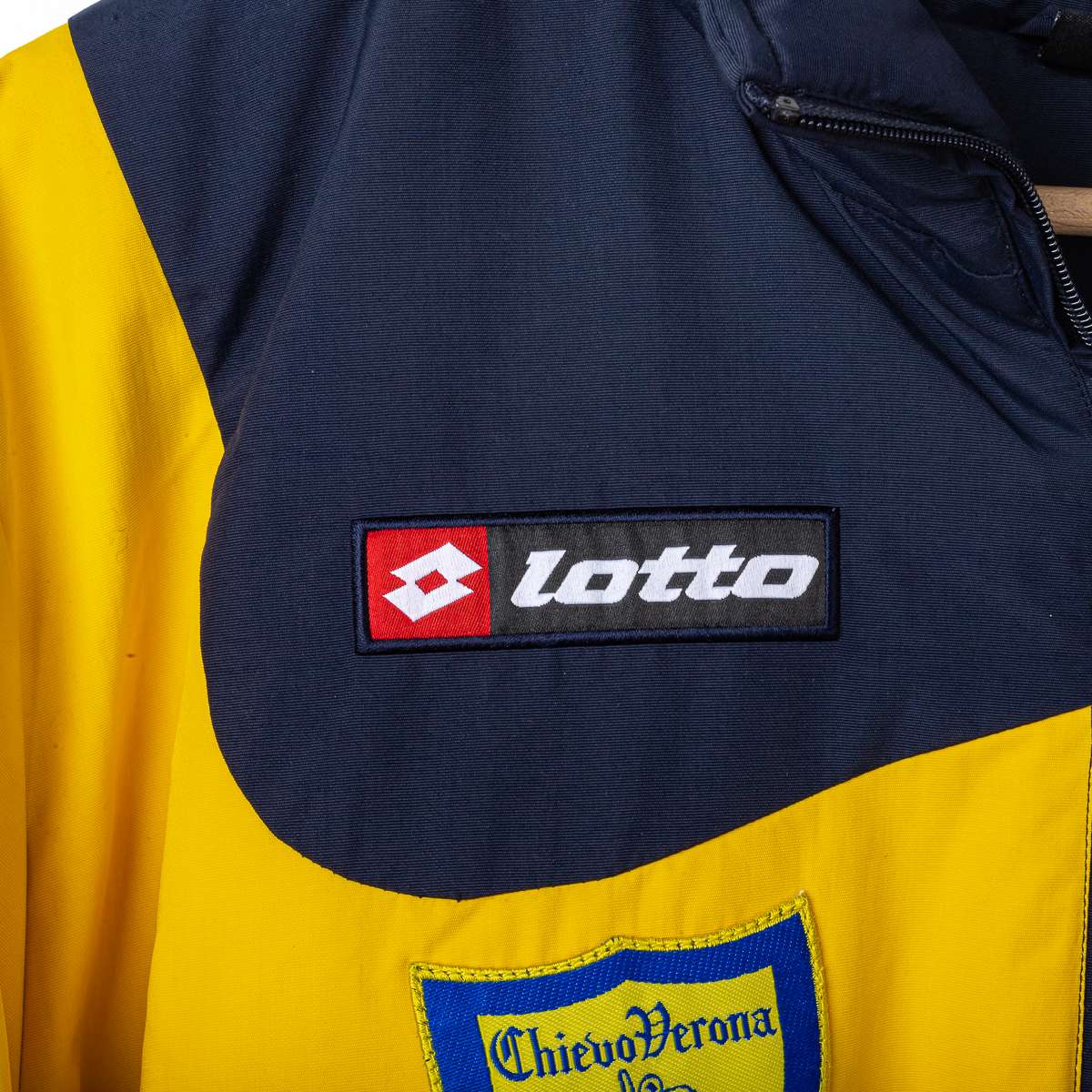 Chievo Verona Bench Jacket 2005/2006