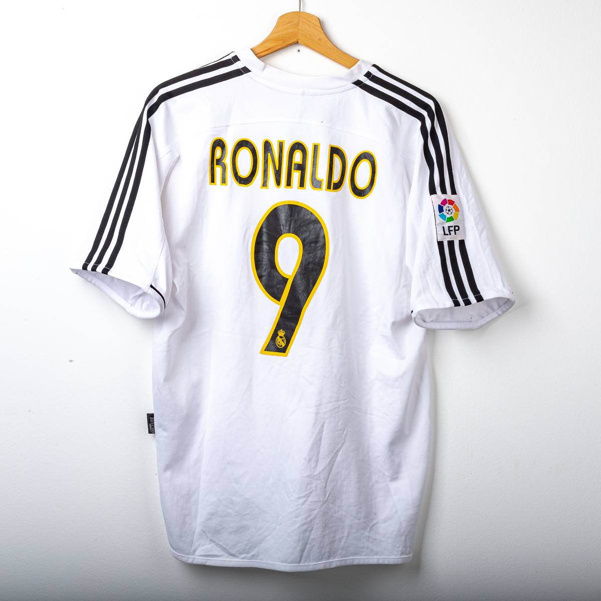 Real Madrid Adidas Siemens Ronaldo 9 2003/2004 Home Shirt