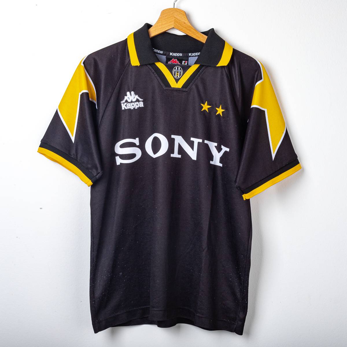 Juventus Kappa Sony Third Shirt 1995/1996