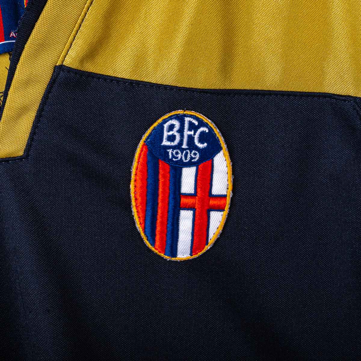 Bologna Macron Area Banca 2001/2002 Fourth Shirt
