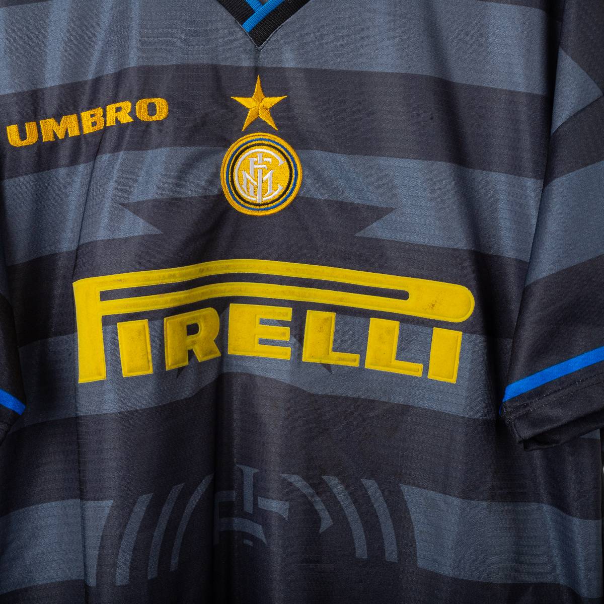 Inter Umbro Ronaldo 10 Third Shirt 1997/1998