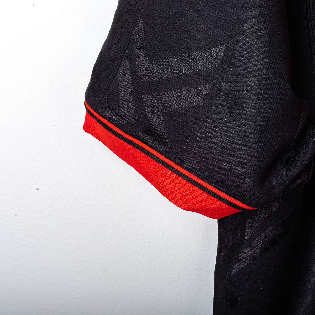 AC Milan Lotto Baggio 18 Third Shirt 1996/1997