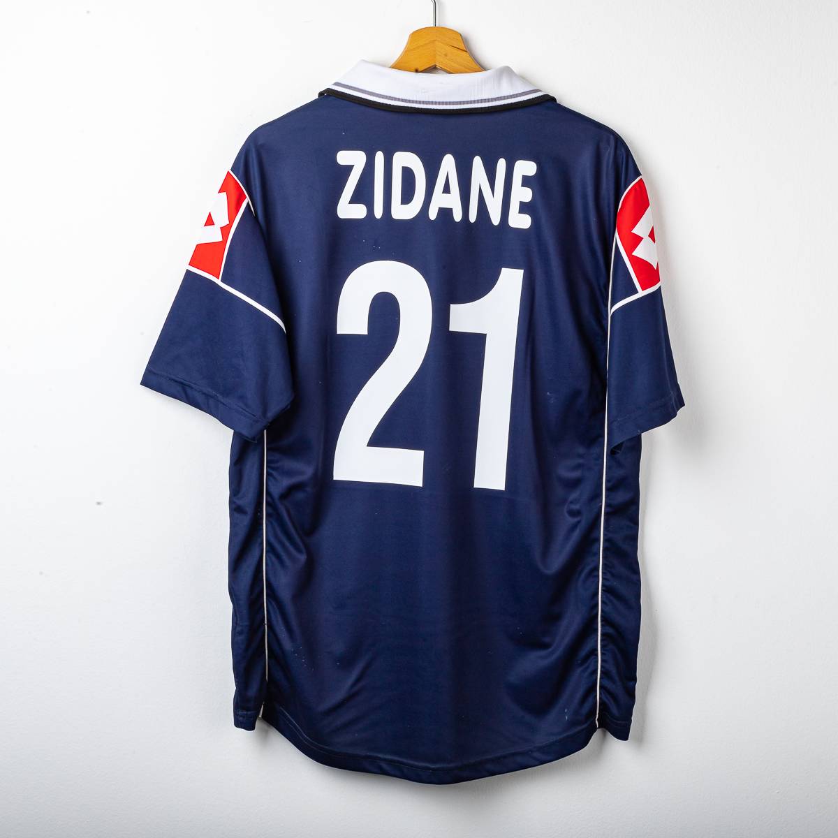 Juventus Third Shirt Lotto 20 Tele+ Zidane 21 2001/2002
