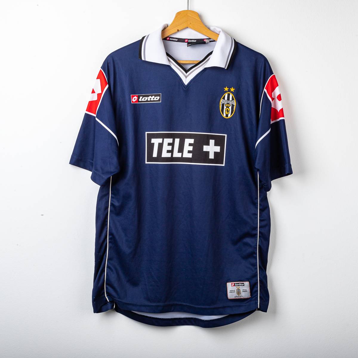 lotto JUVENTUS TELE+ サッカーユニフォーム Juventus Third Shirt Lotto 20 Tele+ Zidane 21 2001/2002