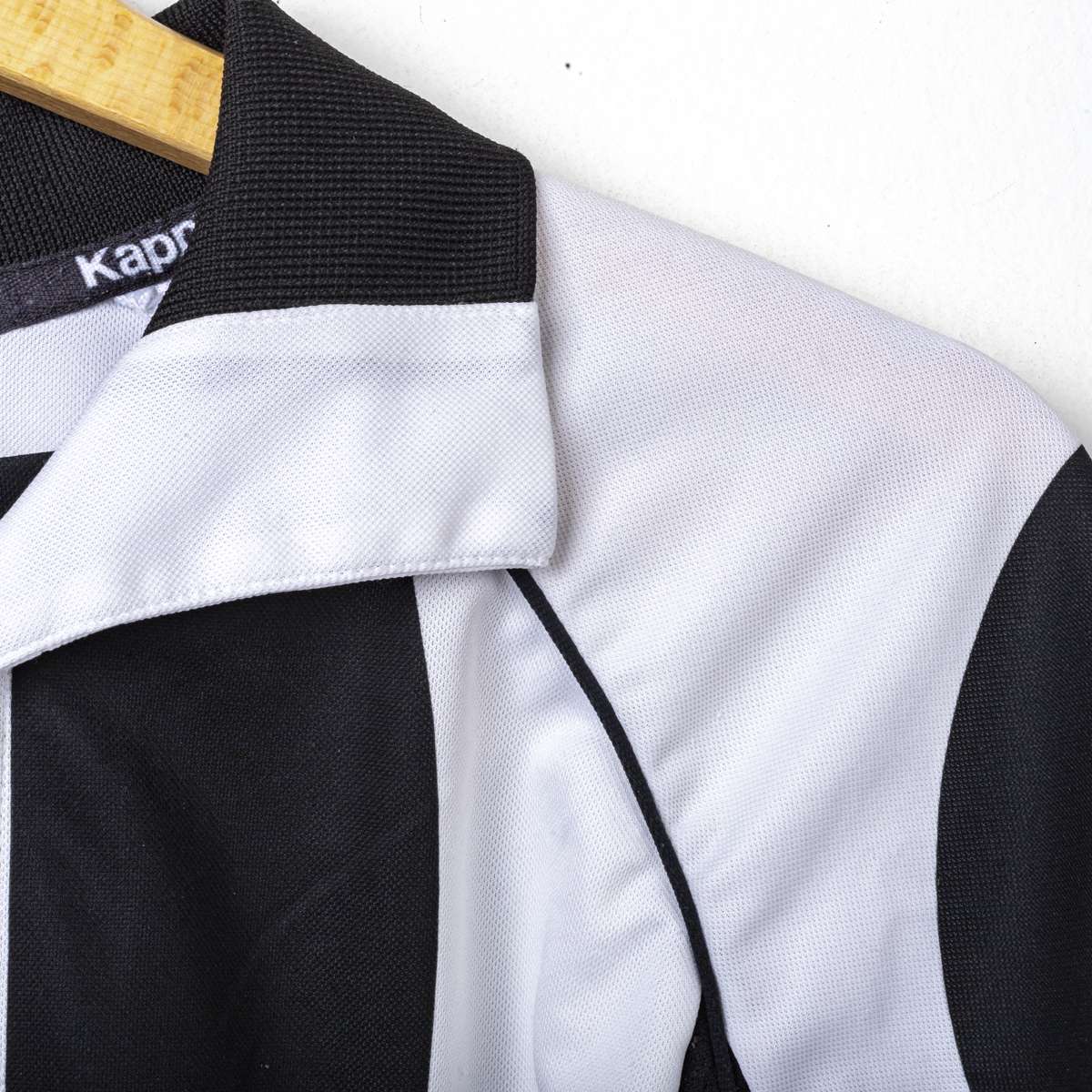 Juventus Kappa Home Shirt Sony Davids 26 1997/1998