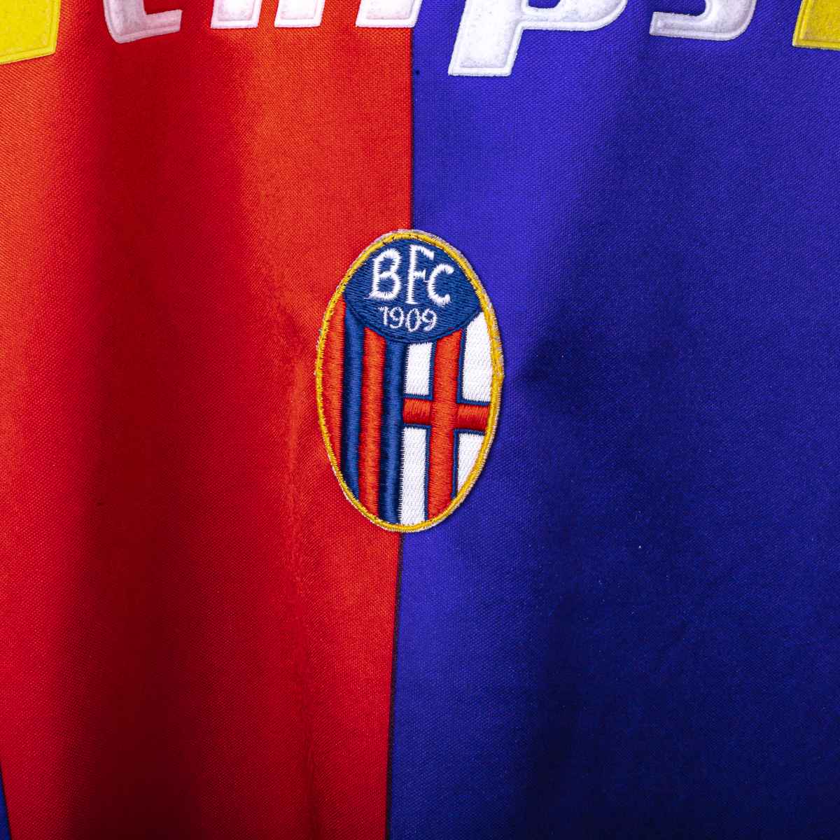 Bologna Macron Amica Chips 2004/2005 Home Shirt