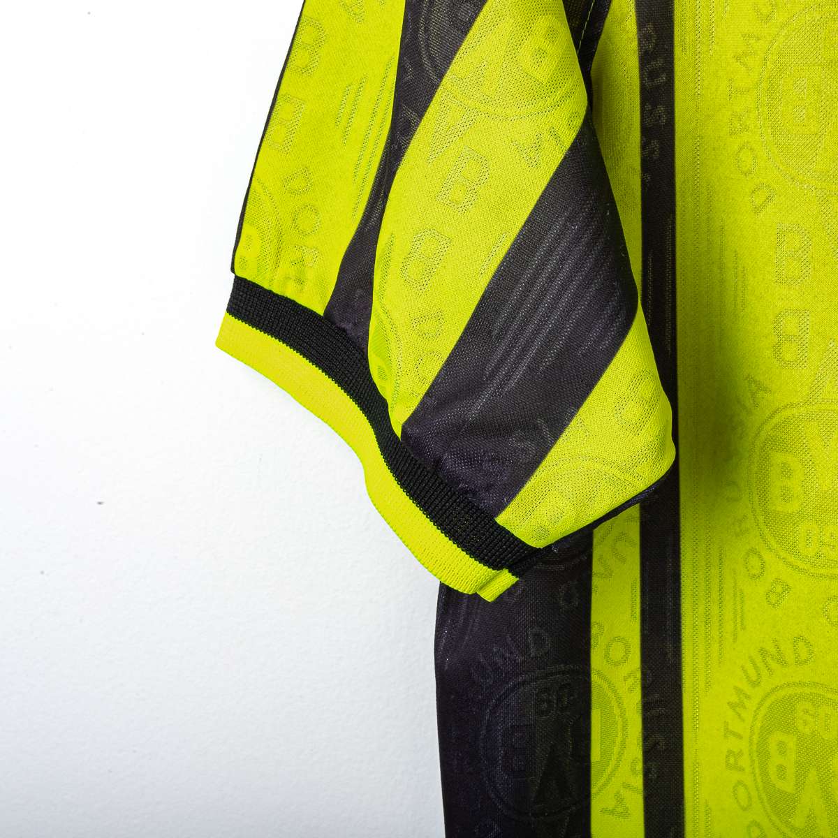 Borussia Dortmund Nike 1996/1997 Home Shirt