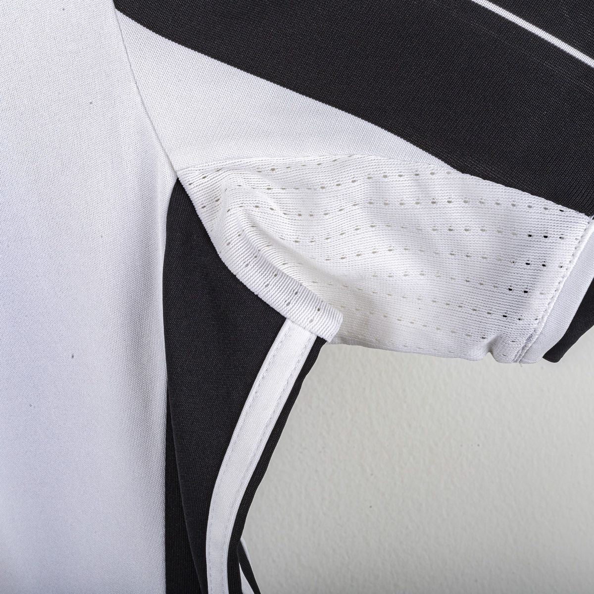 Maglia Home Juventus Adidas Jeep Higuain 9 2017/2018