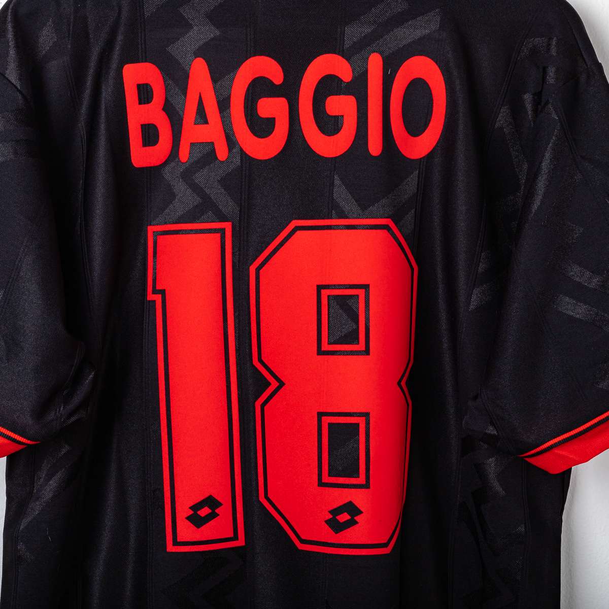 AC Milan Lotto Baggio 18 Third Shirt 1996/1997