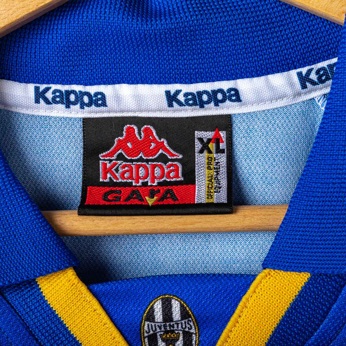 Juventus Kappa Sony 1995/1996 Away Shirt