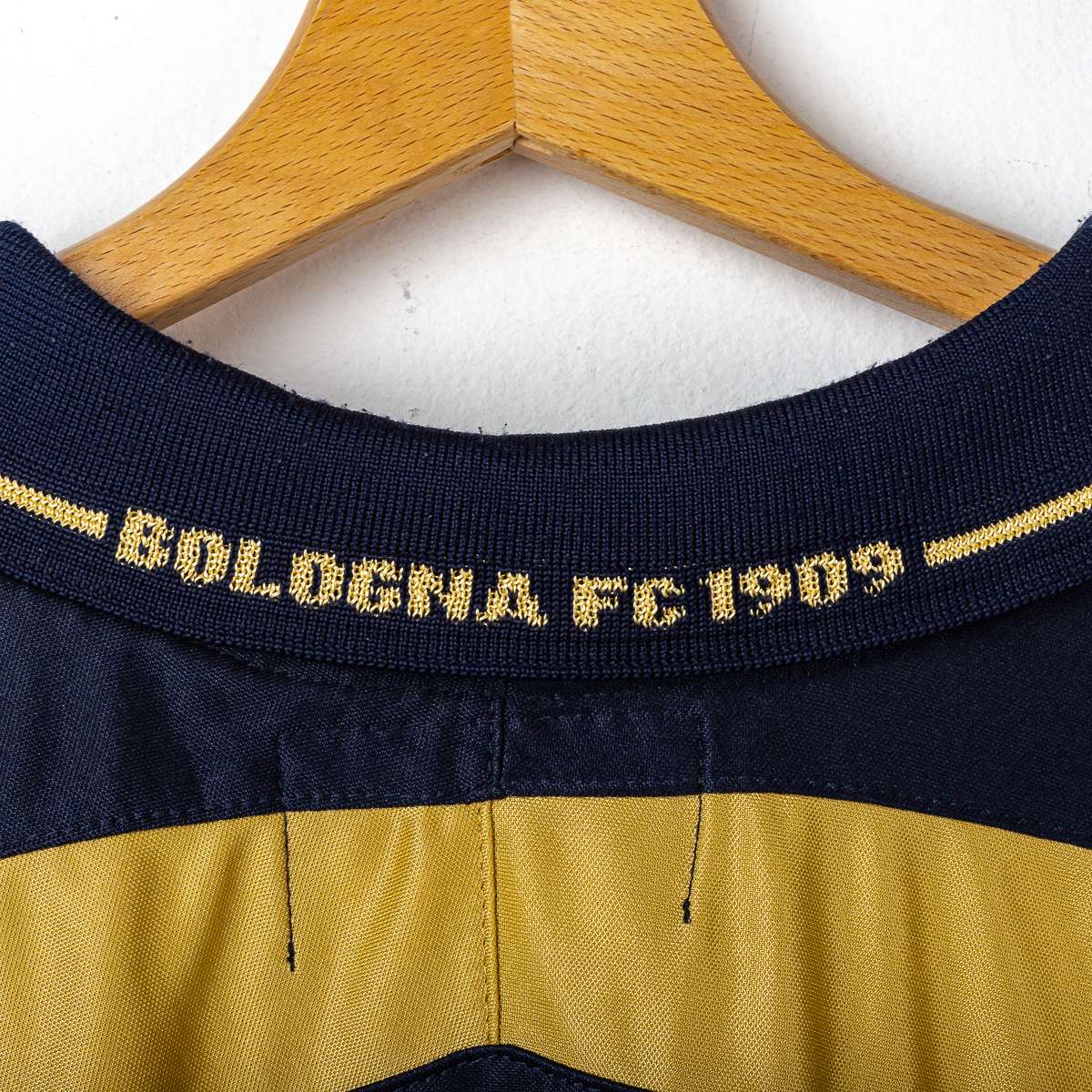 Bologna Macron Area Banca 2001/2002 Fourth Shirt