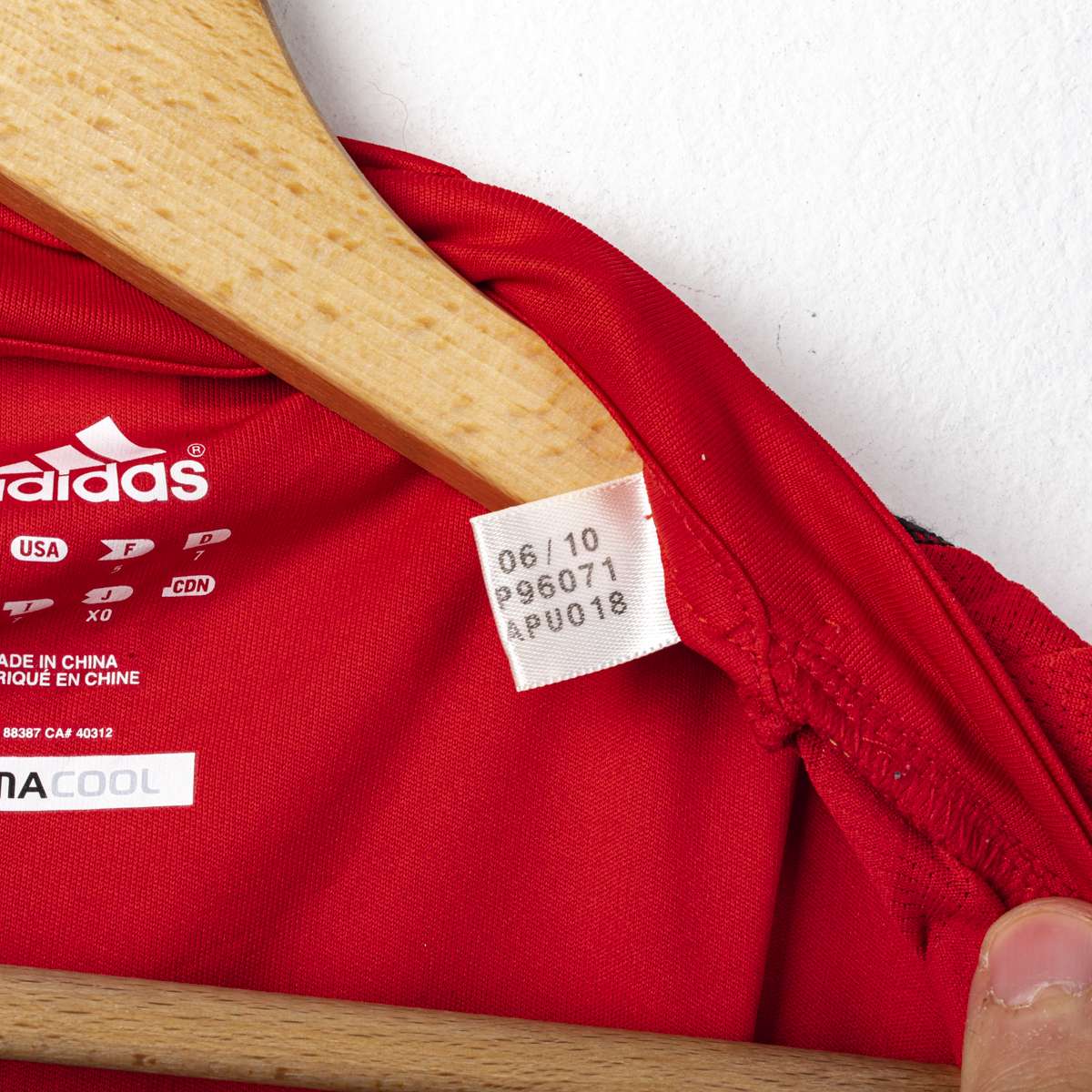 AC Milan Adidas Fly Emirates T-Shirt 2010/2011