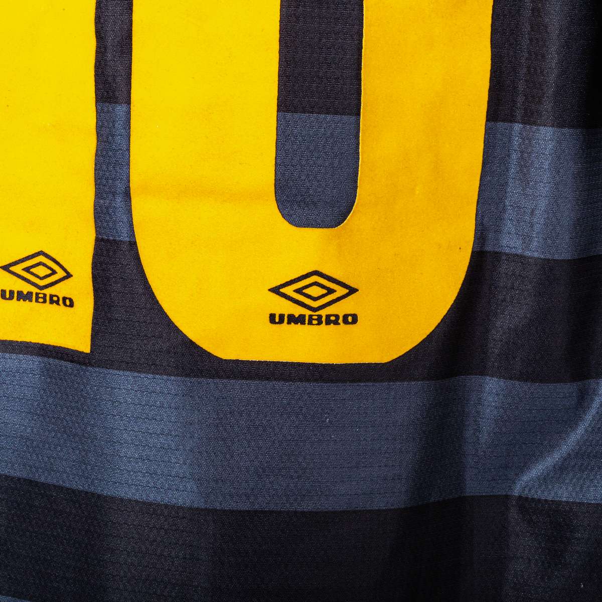 Inter Umbro Ronaldo 10 Third Shirt 1997/1998