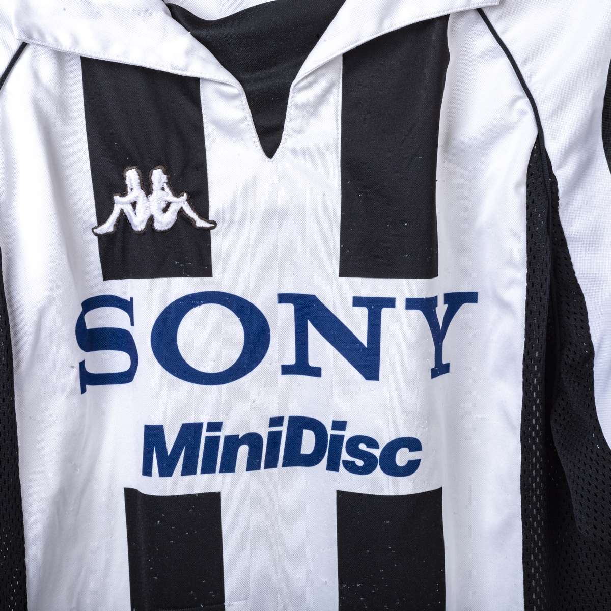 Juventus Kappa Home Shirt Sony Davids 26 1997/1998